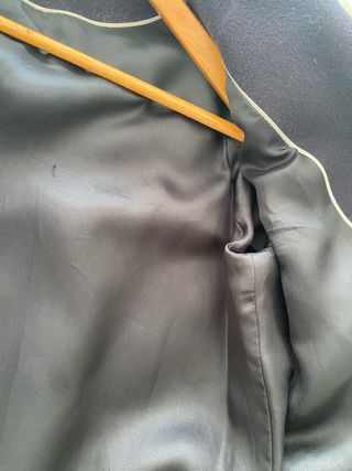 Abrigo Uterqüe oversize botones morado T.S