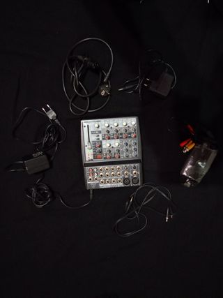 Mesa de mezclas Behringer Xenyx 1002FX