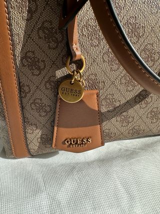 Bolso Guess Beige y Marrón