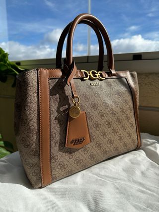 Bolso Guess Beige y Marrón