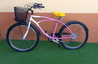 Bicicleta América Rosa y Blanca con Cesta