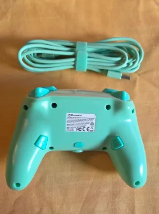 Mando PowerA Animal Crossing Nintendo Switch
