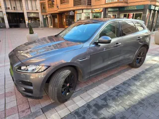 Jaguar F-Pace 2016