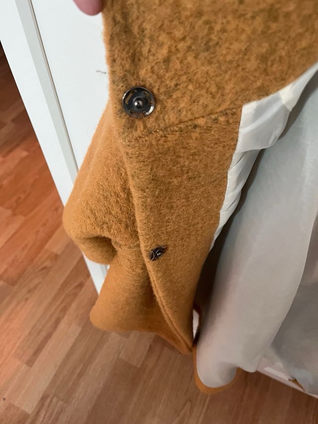 Chaqueta lana mostaza