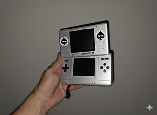 Consola Nintendo DS Plata