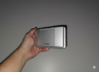 Consola Nintendo DS Plata