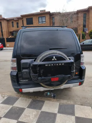 Mitsubishi Montero 2006