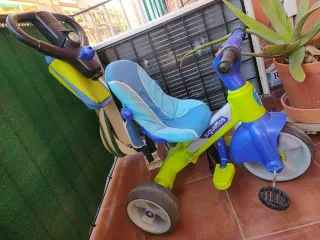 Triciclo Juguettos con manillar parental