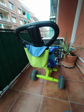 Triciclo Juguettos con manillar parental