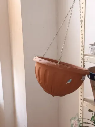 Macetas colgantes terracota