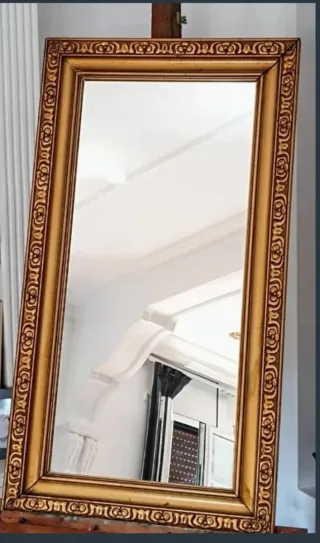 Espejo antiguo dorado marco tallado