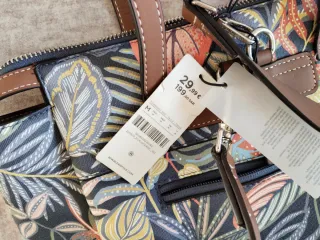 Bolso Parfois estampado tropical