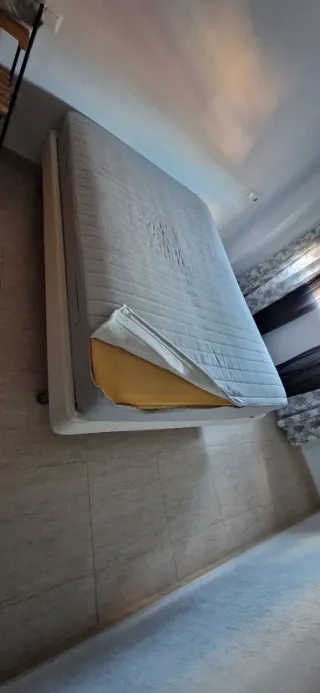 Somier y colchón 135x200