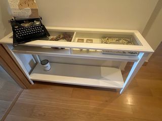 Mesa consola LIATORP IKEA cristal y madera