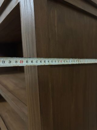 Estantería de madera