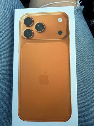 iPhone 17 Pro Max Naranja