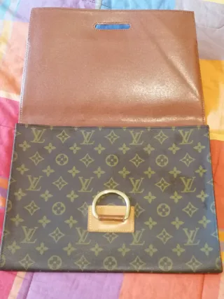 Pochette Louis Vuitton