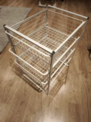 Cajonera metálica blanca para armario