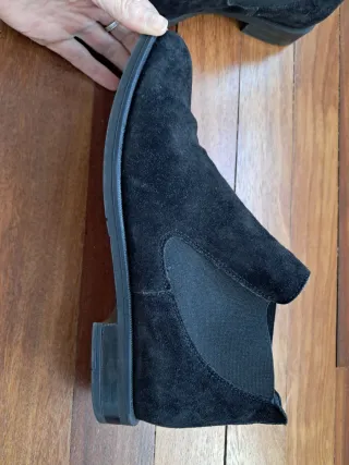 Botines Chelsea ALPE Talla 40 Negros