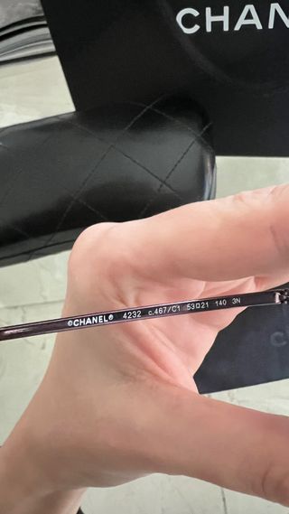 Gafas de Sol Chanel Redondas Moradas