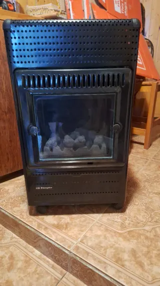 Estufa de gas Orbegozo negra