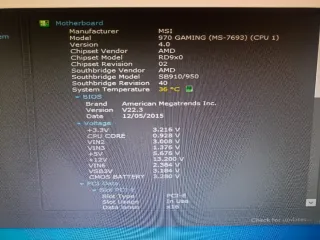 Ordenador Gaming Negro con Ventilador Rojo