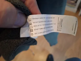 Jersey cuello pico Alvaro Moreno verde