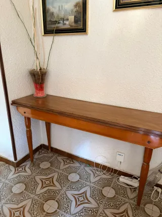 Mesa extensible de madera