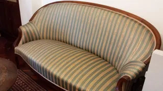 Precioso tresillo estilo isabelino .