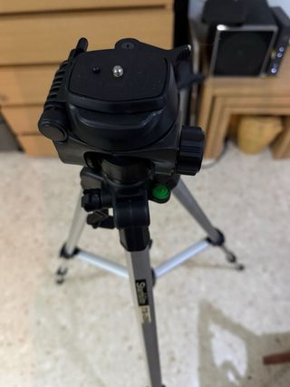 Trípode para cámara fotográfica