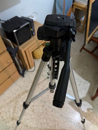 Trípode para cámara fotográfica