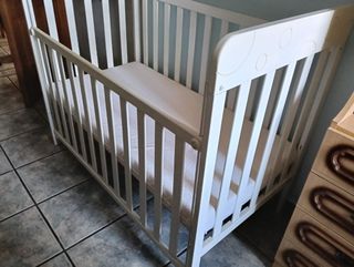 Cuna bebé de madera