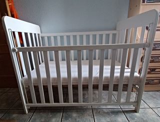 Cuna bebé de madera