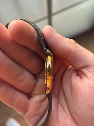 Reloj M Watch Dorado