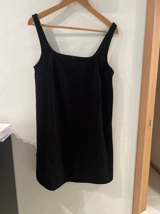 Abito nero a costine