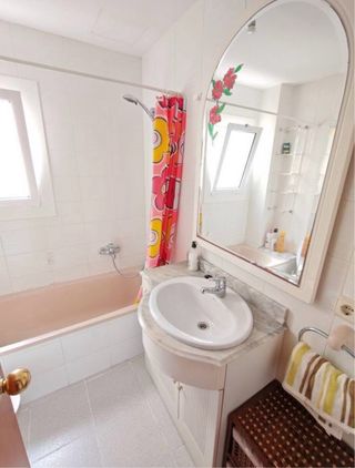 Alquilo habitación en Calafell