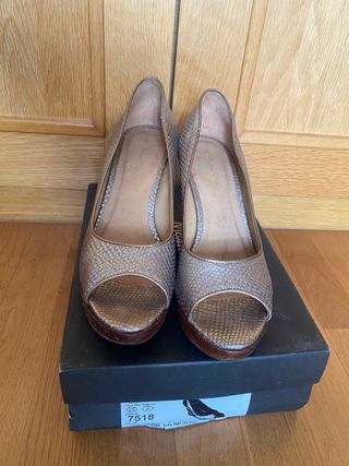 zapato punta abierta