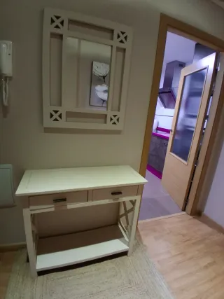 Recibidor de madera blanco con espejo de 65x80