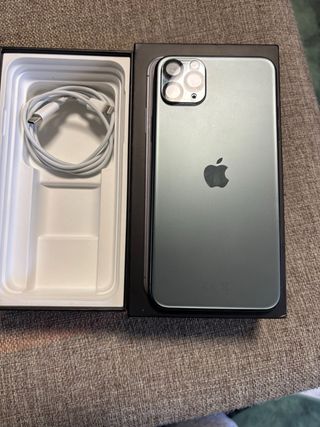 iPhone 11 Pro Max 256GB Gris Impecable