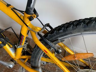 Bicicleta Trek 810 Amarilla