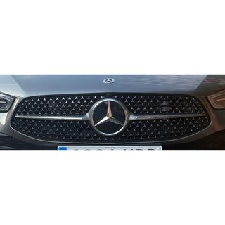 Parrilla Mercedes CLA original