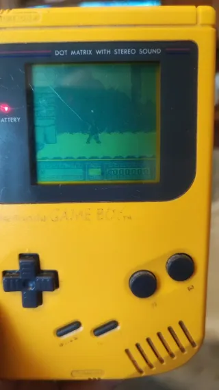 Nintendo Game Boy Amarillo