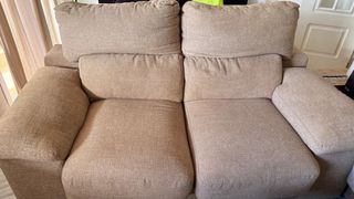 URGE PRECIO NEGOCIABLE Conjunto Sofás 3+2