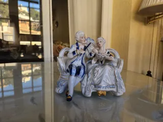 Figuras de porcelana pareja música