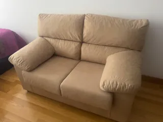 Sofá de 2 plazas beige
