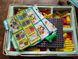 Juego de construcción Arkimos