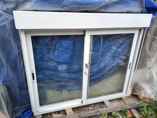 Ventana climalit con persiana 1.56m x 1.35m