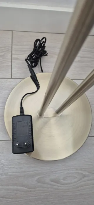 Lámpara led de pie y lectura metal y cristal