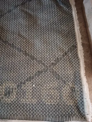 Alfombra grande gris y blanca