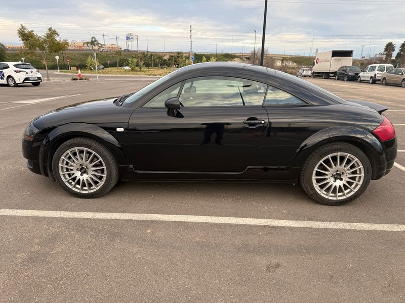 Audi TT 1.8 Turbo Quattro - foto 1